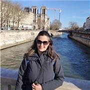 Professionista nell'ambito della scrittura impartisce lezioni di italiano per studenti delle scuole elementari, medie e superiori